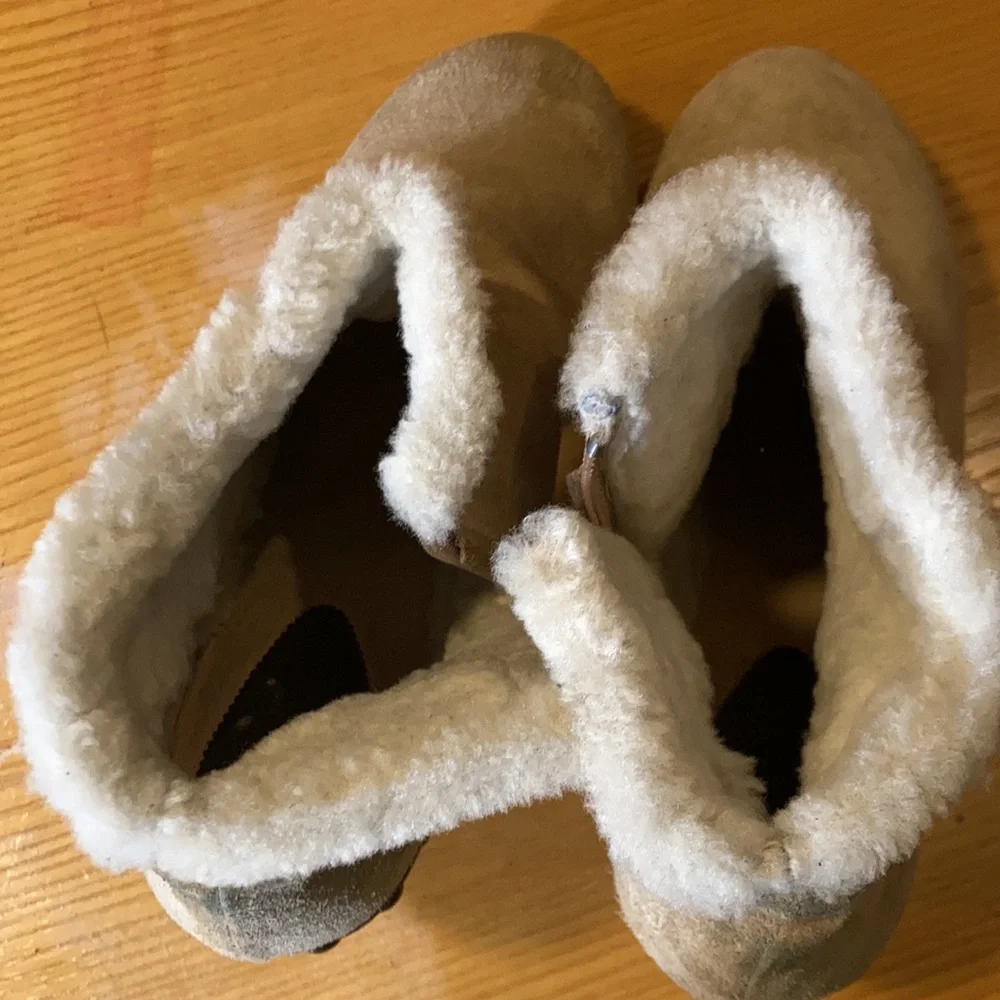 Barneys New York Tan Heeled Boots - Picture 9 of 9